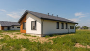 Строящийся дом 96 м.кв из газобетона от застройщика в Барнауле, ЖК Березовый мыс, ул Булгакова, 43, вид сбоку